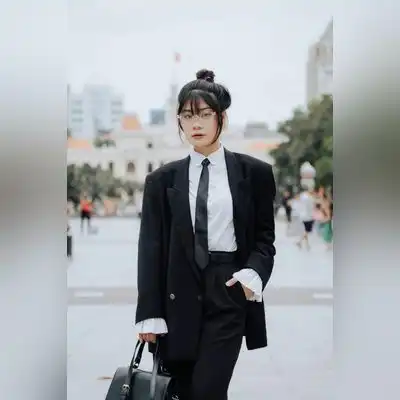 伏桦辰